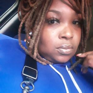 Meet your Posher, Temara